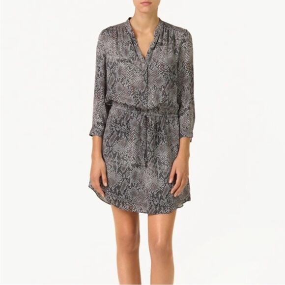 Aritzia Babaton 100% Silk Bennett Snake Skin Shirt Dress Womens Size Small - Picture 1 of 9